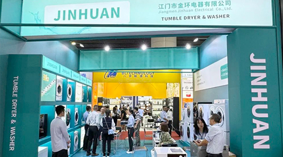 廣交會第一天！金環(huán)電器吸引世界各地客戶駐足參觀交流