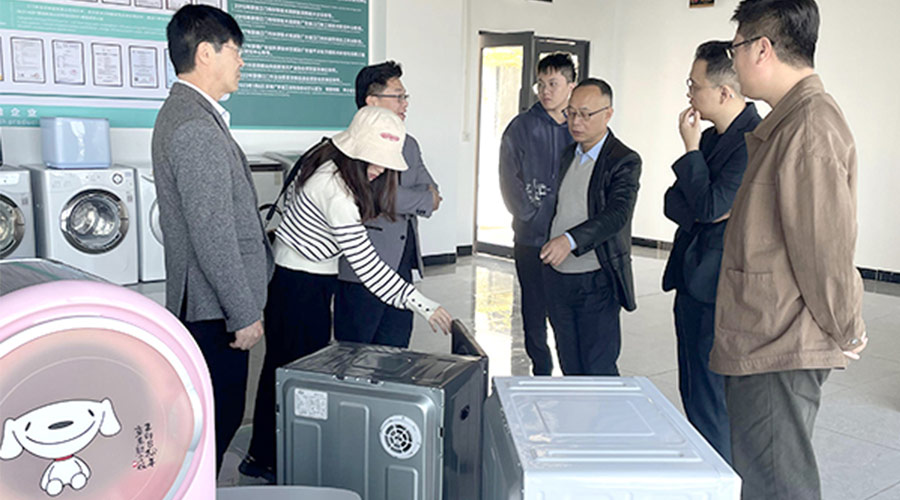 再續(xù)前緣！客戶遠(yuǎn)道而來到訪金環(huán)電器洽談滾筒干衣機(jī)合作