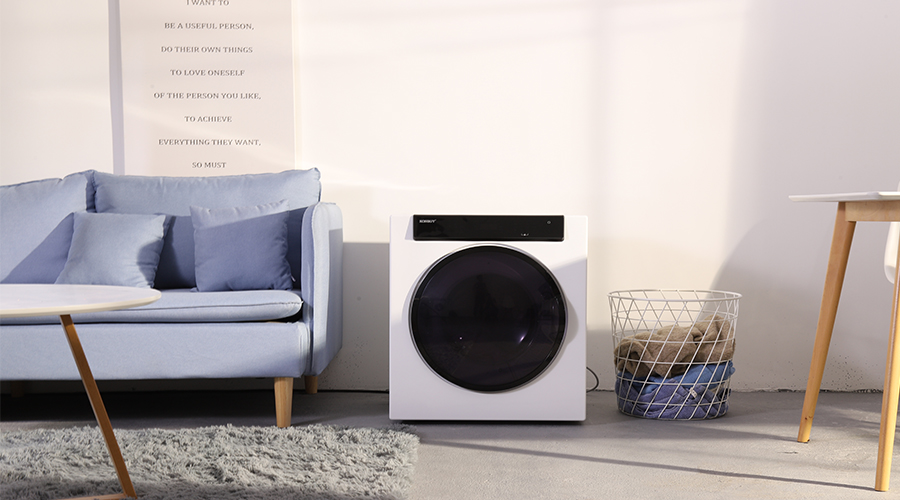 羽絨服，到底該不該用滾筒干衣機(jī)進(jìn)行烘干？