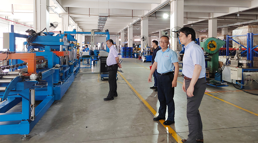 熱烈歡迎國(guó)內(nèi)某家電巨頭海外事業(yè)部專(zhuān)家一行到訪金環(huán)電器